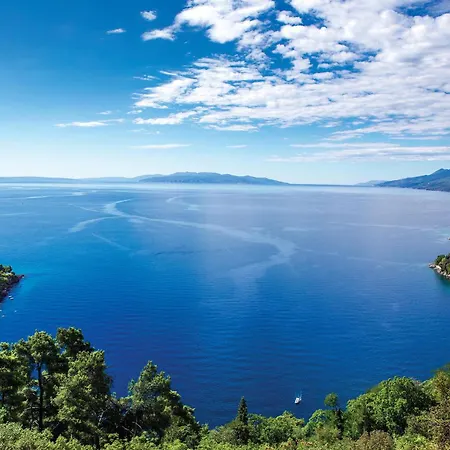 Apartment 1 Bedroom Gorgeous In Opatija